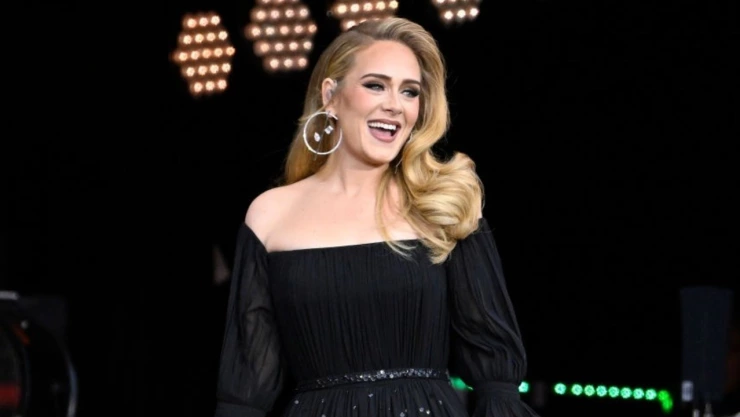 Adele se retira de la música en 2025 por su familia