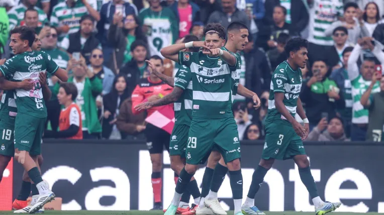 Tahiel Jiménez anota ante Querétaro