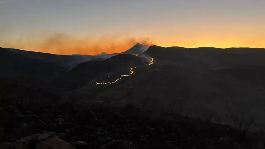 Incendio en la Sierra del Mogote