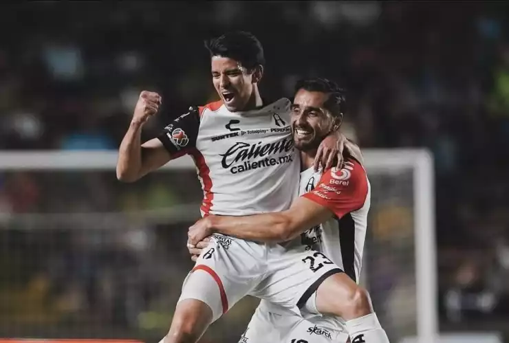 Carlos Orrantia.jpeg