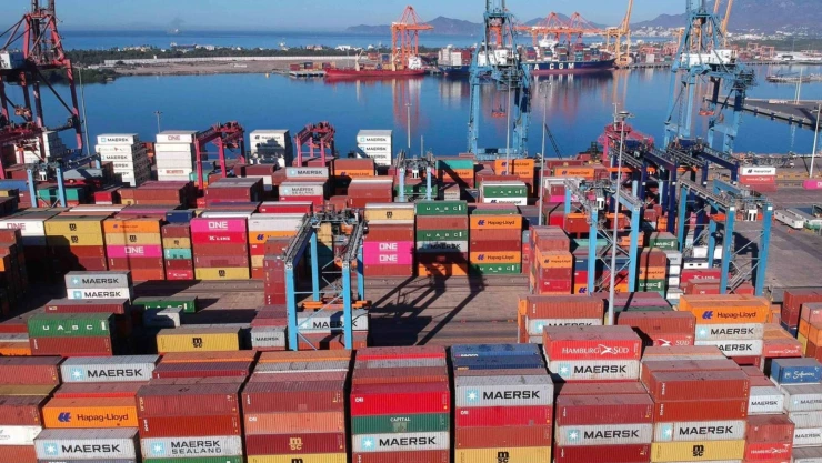 Manzanillo robo contenedores oro y plata