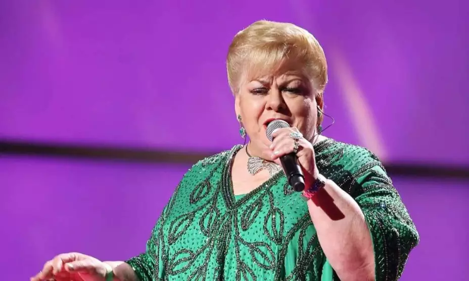 Paquita la del Barrio hospitalizada de emergencia.