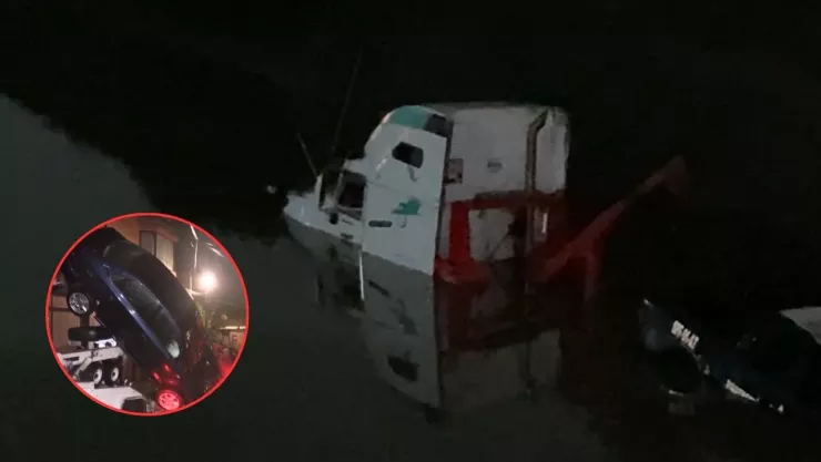 Edomex: Intensas inundaciones dejan un tráiler bajo el agua en Cuautitlán Izcalli