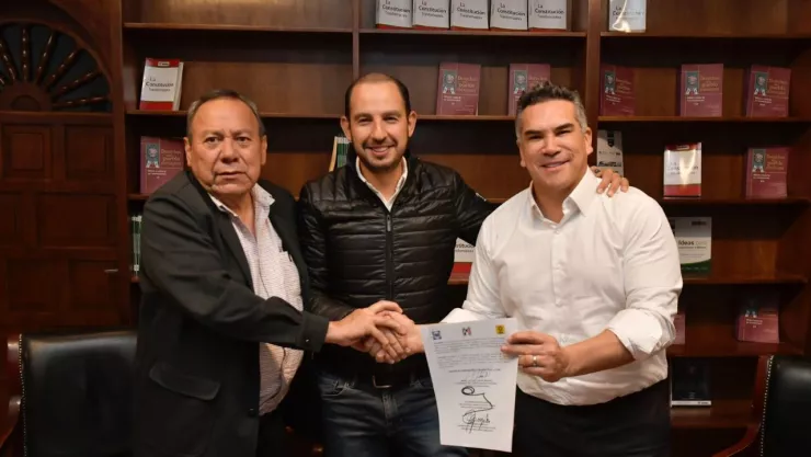 Coalición Va por México elige a Santiago Taboada