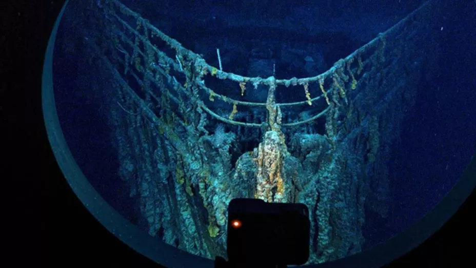 Interior del submarino del Titanic