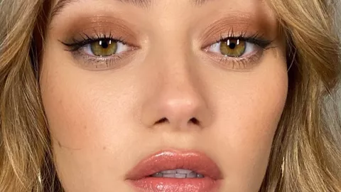 El trazo del delineado debe ser delgado para obtener un efecto lifting