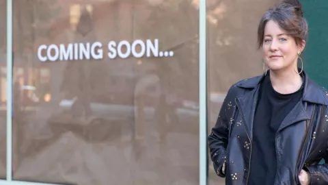 Muere Naomi Pomeroy, famosa de la televisión, en un terrible accidente