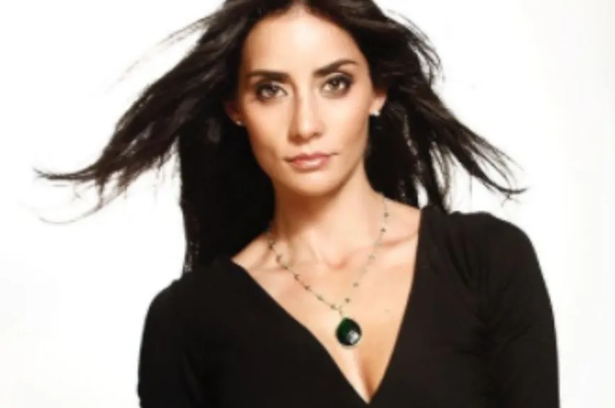 Paola Núñez.