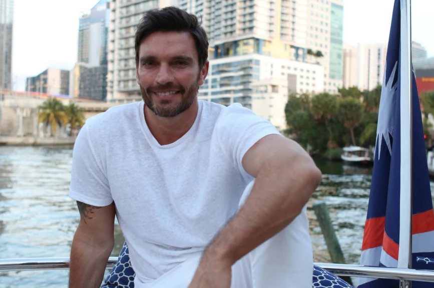 julian gil