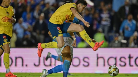 Israel Reyes en la semifinal Cruz Azul vs América