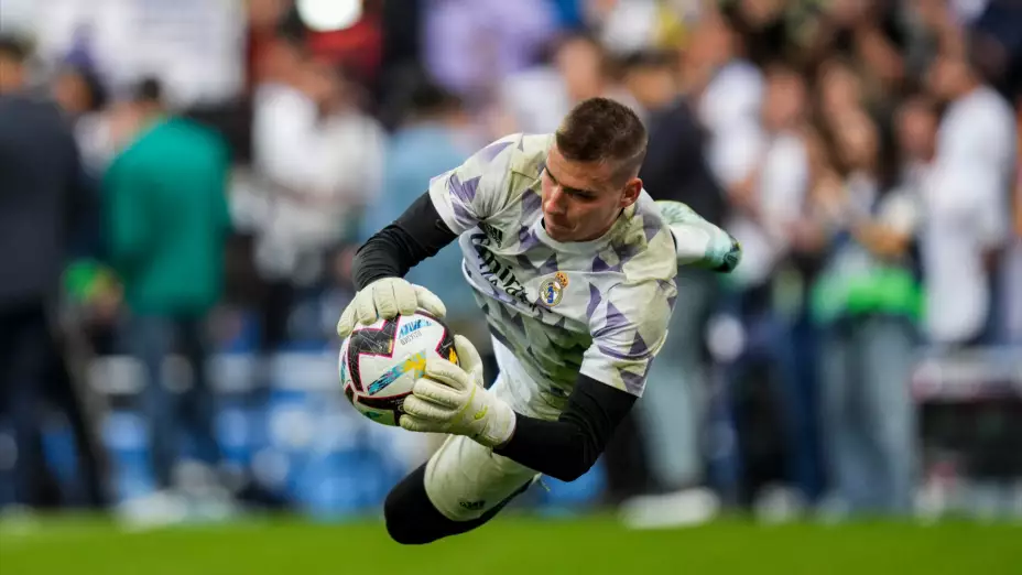 Real Madrid Andriy Lunin 2023