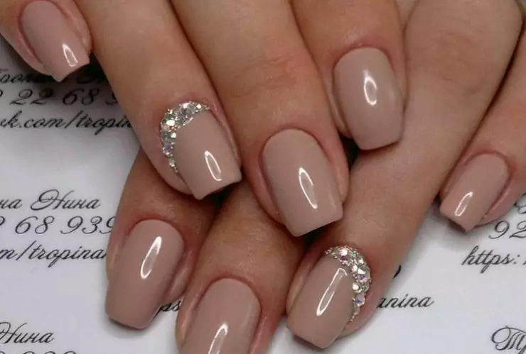 47 diseños de uñas para boda que puedes elegir para ese día especial: o incluso si eres invitada