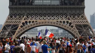 Solo un error del portero Hugo Lloris que aprovechó Mandzukic para recortar el marcador, le dio un poco de drama el partido