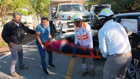 Accidente en carretera Tuxtla Gutiérrez-El Jobo hoy martes 16 de diciembre
