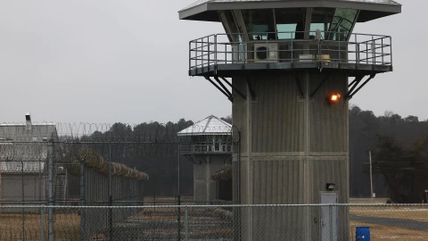 Policías de San Cristóbal de la Barranca son investigados por trata de personas