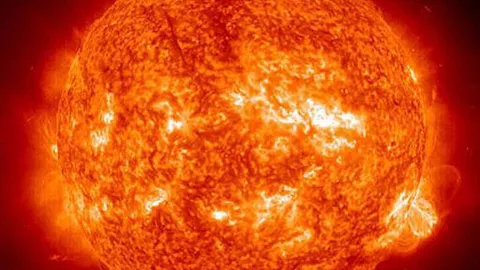 Erupci&oacute;n solar, tormenta geomagn&eacute;tica