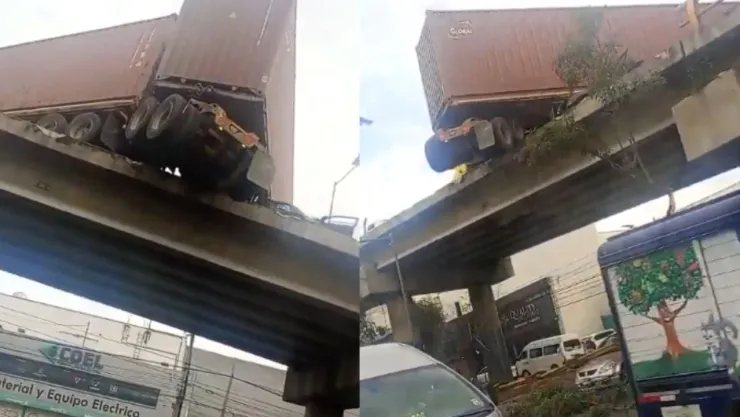 VIDEO: ¡Alerta en Naucalpan! Accidente deja a tráiler a punto de caer desde puente