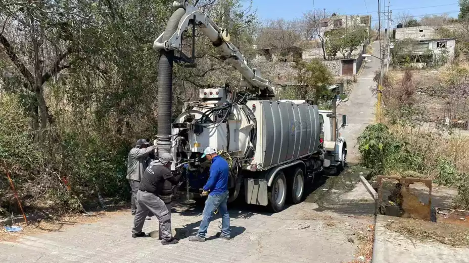 Conagua refuerza servicios de agua potable y drenaje municipales.jpg