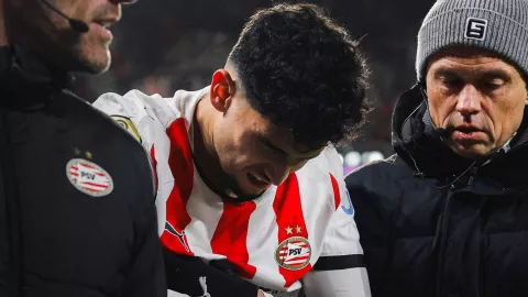 Ricardo Pepi lesionado en PSV