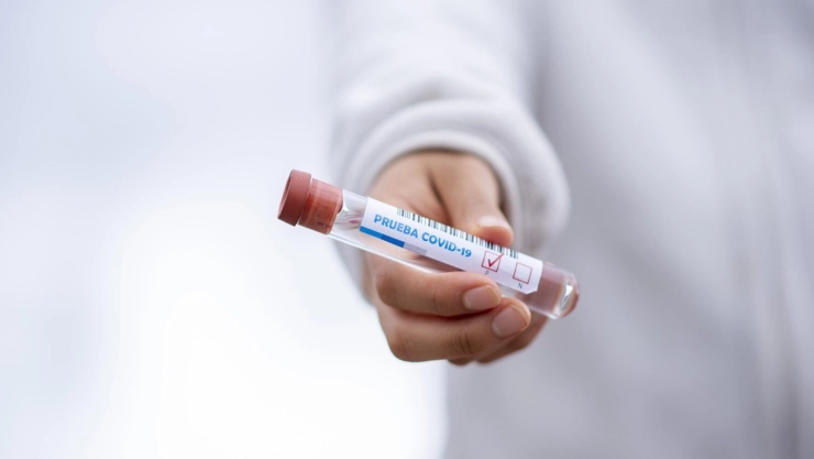 España Covid-19 prueba negativa China