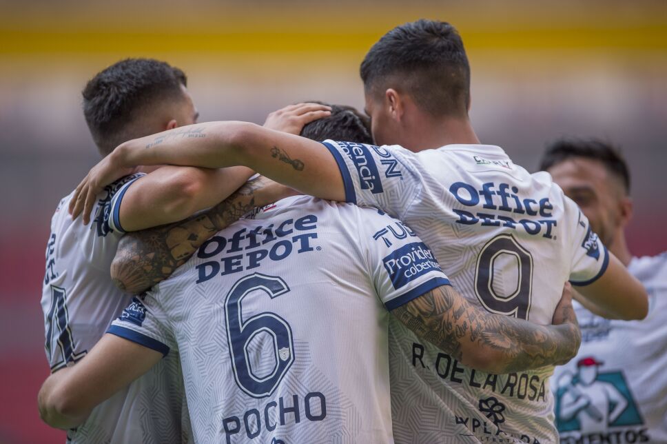 Los Tuzos de Pachuca celebran el gol