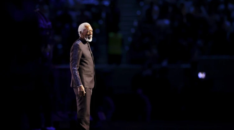 Morgan Freeman inauguración Mundial Qatar 2022