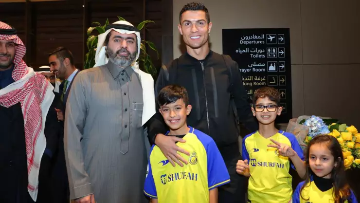 Cristiano Ronaldo es presentado como nuevo jugador del Al Nassr