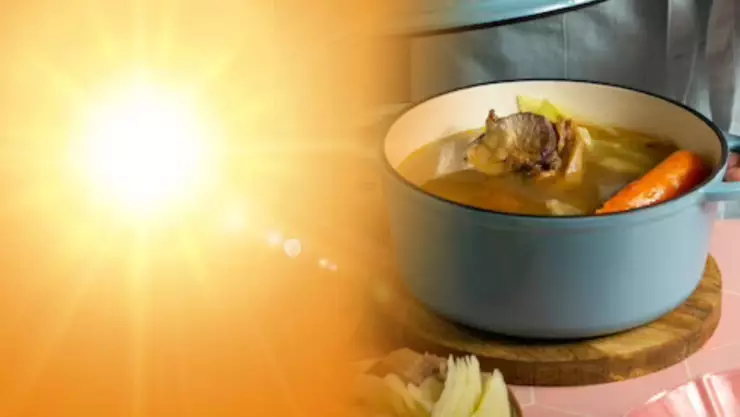 ¿Comer caldo quita el calor? Esto dicen los científicos