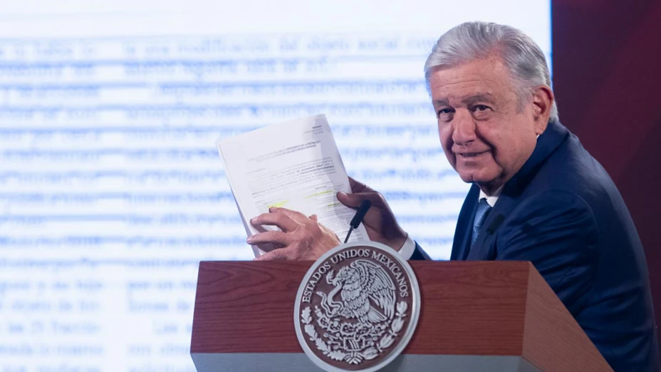 AMLO conferencia 21 de febrero.