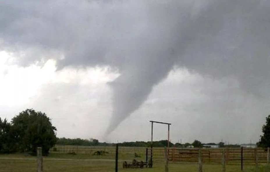Los tornados traerán consigo fuertes granizadas