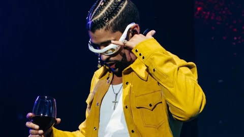 El mensaje de Bad Bunny tras polémica del celular