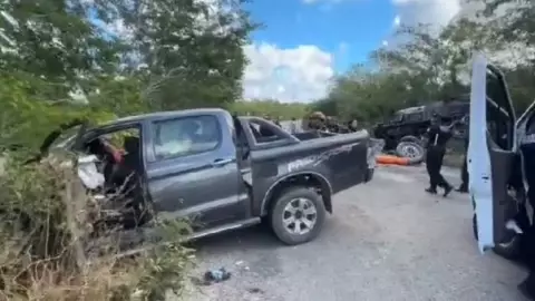 Fuerte accidente en la carretera Yaxkukul - Conkal_ hay una persona muerta y varios heridos; video.jpg