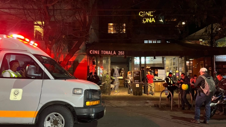Cine Tonalá sujetos armados clientes