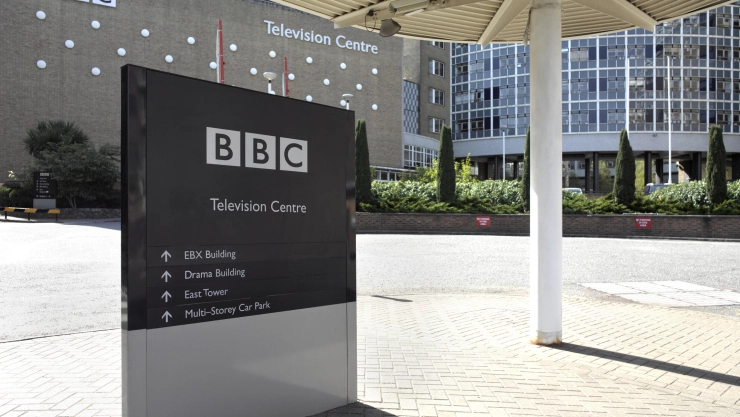 BBC anuncia muerte reina Isabel