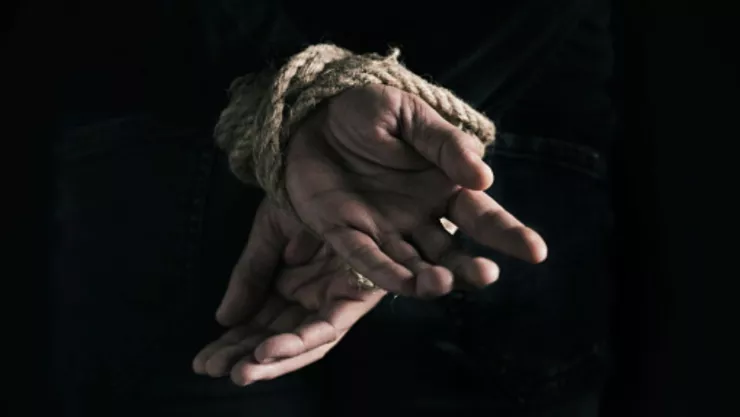 Detienen a hombre por secuestro