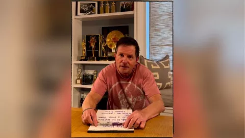 Michael J. Fox de Volver al Futuro y su lucha contra el Parkinson