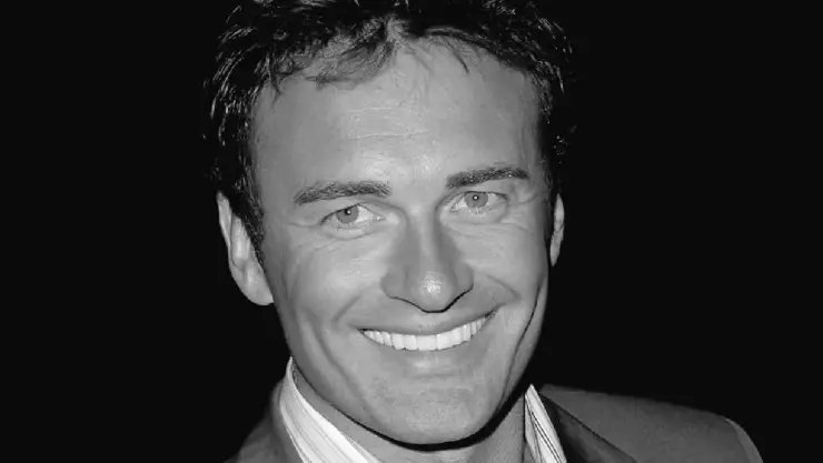 Muere Julian McMahon.jpg