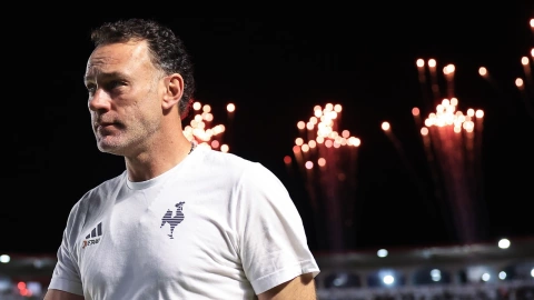 Fuentes aseguran que Gabriel Milito est&aacute; cerca de dirigir a Chivas