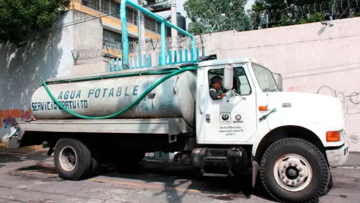 Pipa de agua de Edomex