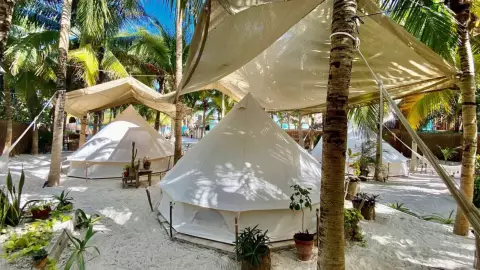 Estos son los 10 MEJORES lugares para hacer GLAMPING en Quintana Roo