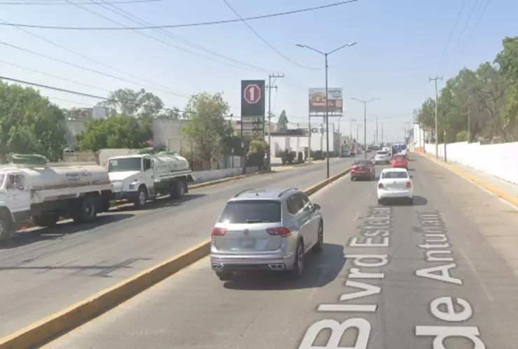 Bulevar Esteban de Antuñano hoy 16 de abril de 2025.