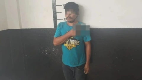 FOTO Hombre detenido por amenazar con arma de juguete