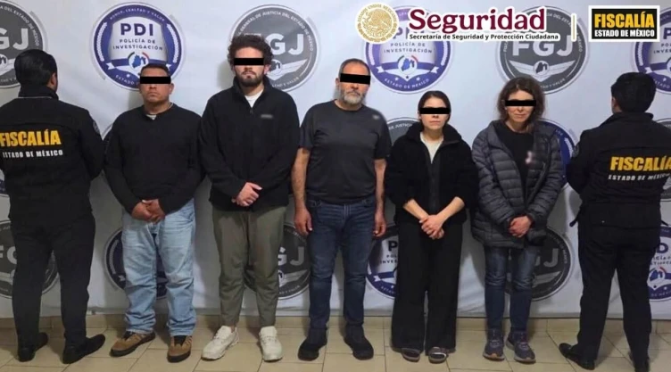 Detienen a familia