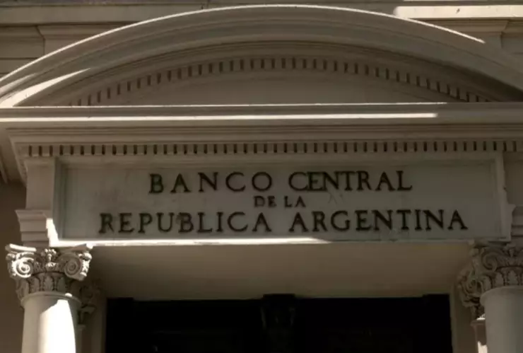banco argentina devaluación elecciones 