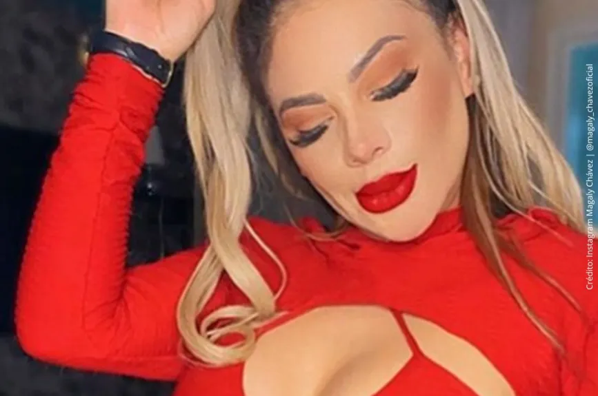 Magaly Chávez con labios rojos..jpg