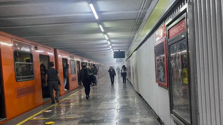 EN VIVO: ¿Qué pasa en el Metro CDMX hoy 23 de abril 2025? Avance de trenes y líneas con retrasos