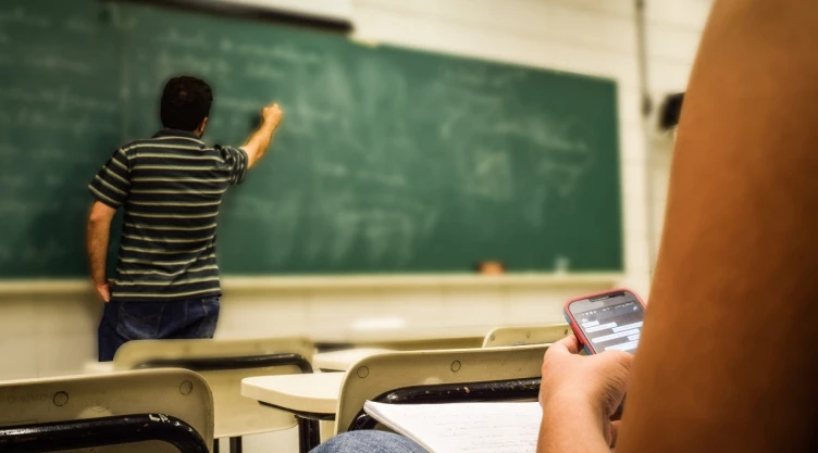 maestro cinturonazos bullying alumno