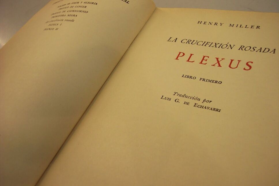 La crucifixión rosada
