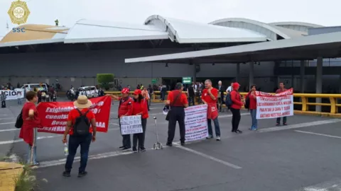 ahorradores defraudados retiran bloqueo en el AICM