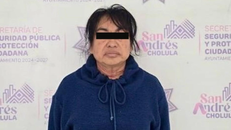 Capturan en Puebla a Edith ‘N’, madre acusada de asfixiar a su hijo de 7 años; Fiscalía investiga. En la imagen se observa a la madre, presuntamente asesina se matar a su pequeño hijo por asfixia en San Andrés Cholula, Puebla.